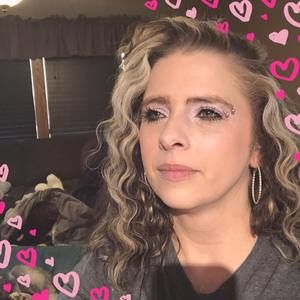 Meet your Posher, Beth